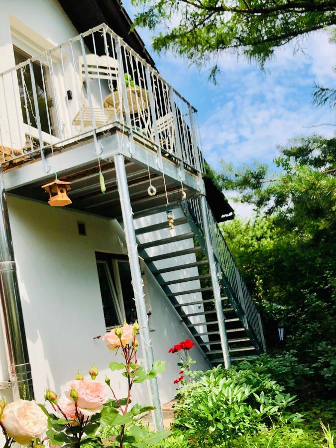 Charmante Ferienwohnung Mit Balkon Im 5-Seen-Land Hechendorf am Pilsensee Exteriör bild